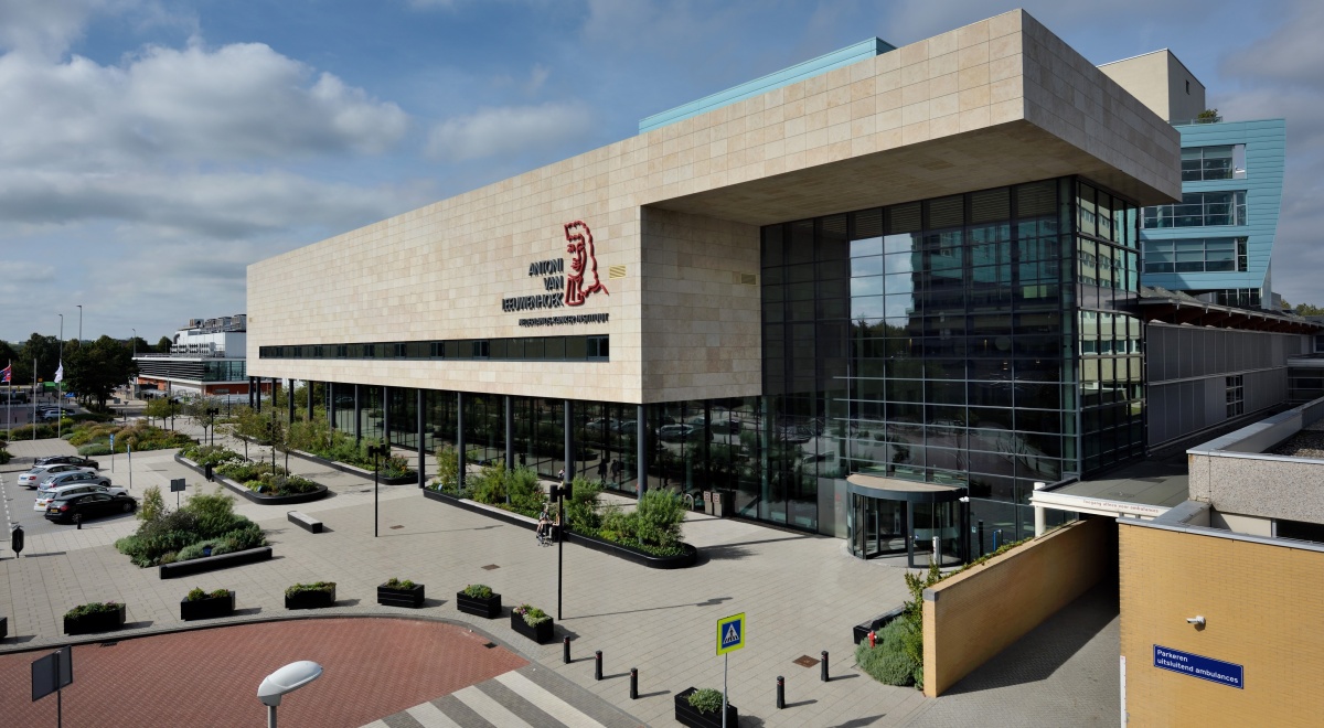 Antoni van Leeuwenhoek Al meer dan 100 jaar voorop lopen