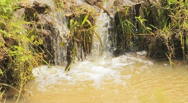 Aardverschuivingen in Burundi eisen tientallen levens